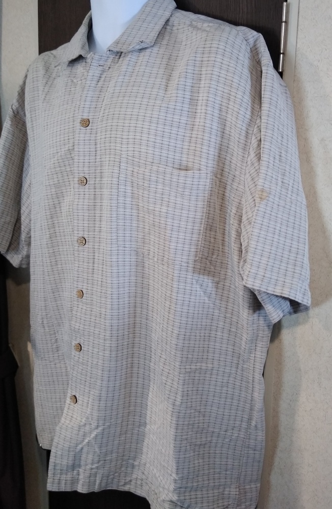 Batek Bay shirt size XL